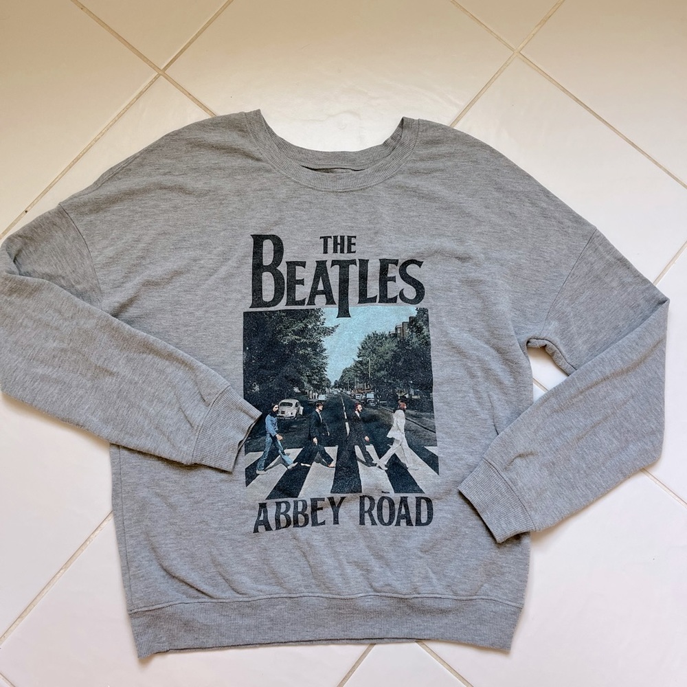 Beatles abbey road album cover sweater